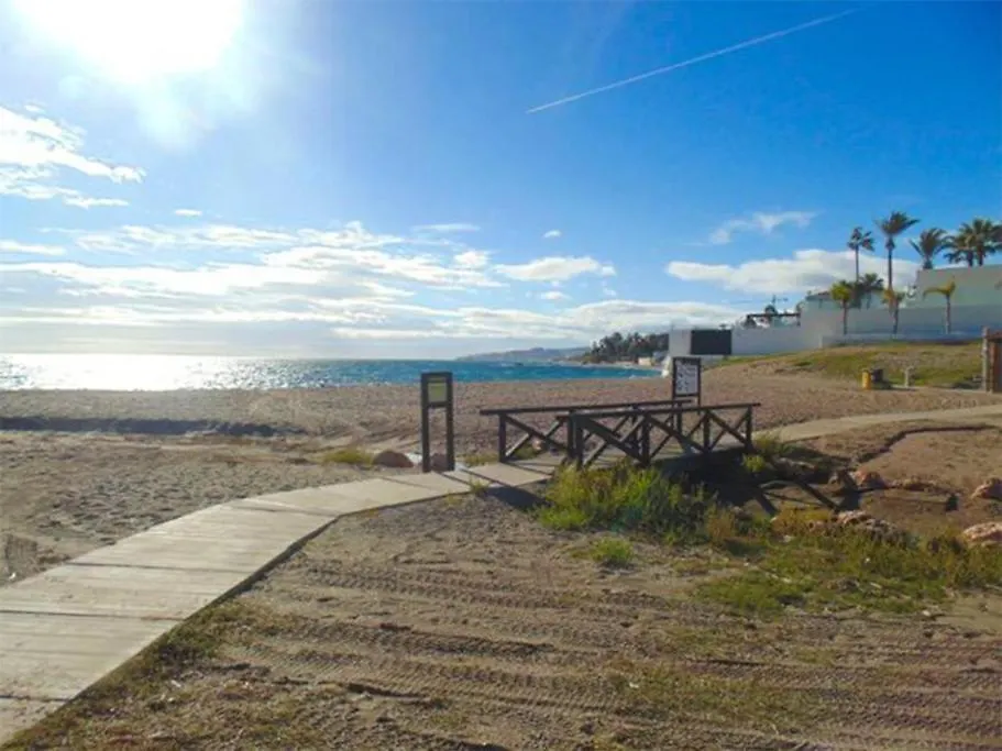 Luxurious Apartment 2 Bedroom 2 Bathroom Near Beach Malaga