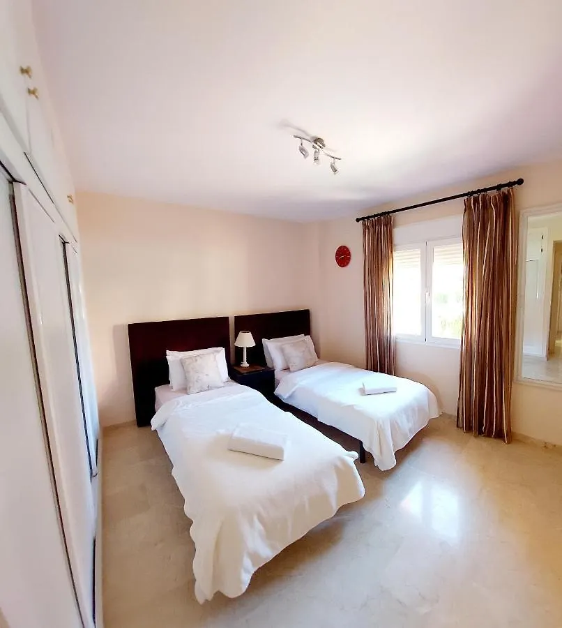 Luxurious Apartment 2 Bedroom 2 Bathroom Near Beach 马拉加